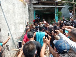 Hebohnya Warga Ingin Lihat Babi Ngepet Saat Dibunuh di Depok