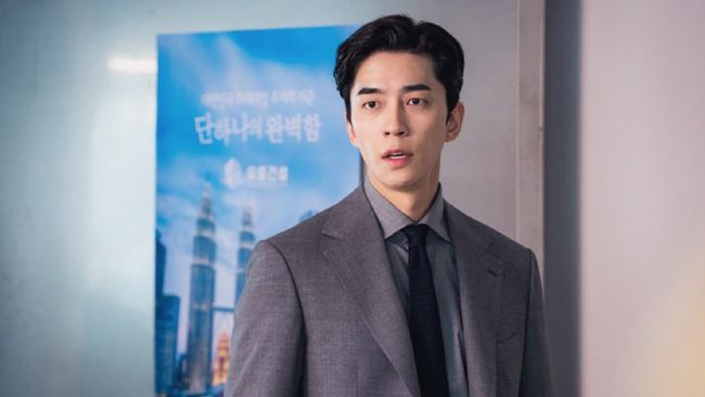 Aktor Shin Sung-rok dikonfirmasi positif Covid-19 setelah menjalani tes kesehatan terbaru dan mengetahui hasilnya pada Rabu (28/4).
