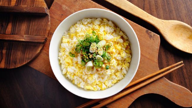 Makanan yang dimakan saat sahur berperan penting untuk menjaga puasa tetap aman. Apa saja makanan dan minuman yang baik dikonsumsi saat sahur?