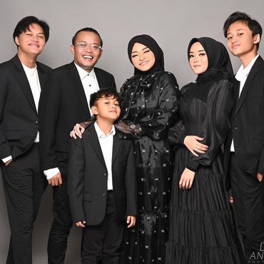 Berbadan Dua, Natalie Holscher Pilih Damai & Pulang ke Rumah Sule