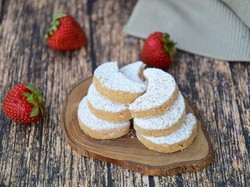 Mengenal 5 Kue yang Identik dengan Natal dan Maknanya