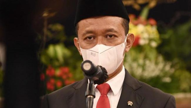 Presiden Jokowi mendapat laporan dari Menteri Bahlil bahwa Ganjar Pranowo dan Ridwan Kamil bersaing dalam menggaet investasi.