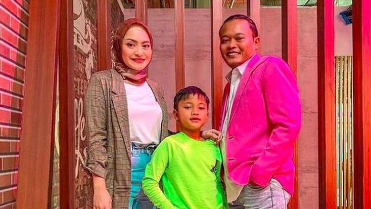 Nathalie Holscher dan Ferdy