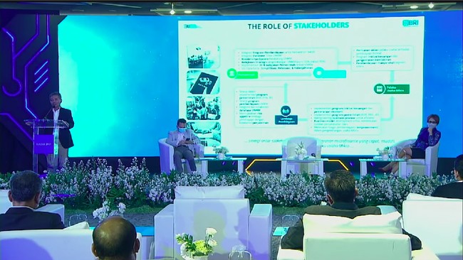 Dalam BRI Microfinance Outlook 2021, inovasi, teknologi, dan kolaborasi disebut sebagai beberapa kunci utama pengembangan sektor keuangan dan UMKM Indonesia.