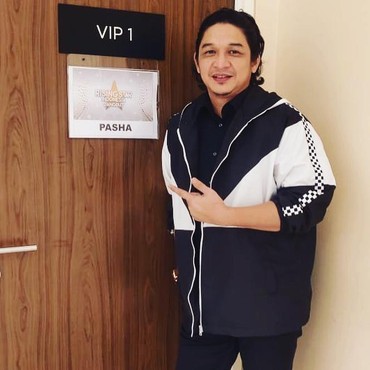 Tengok Penampilan Pasha Ungu Usai Lepas Jabatan Wakil Walikota Palu