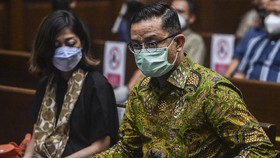 Jaksa KPK Hadirkan Juliari & Kakak Hary Tanoe di Sidang Bansos