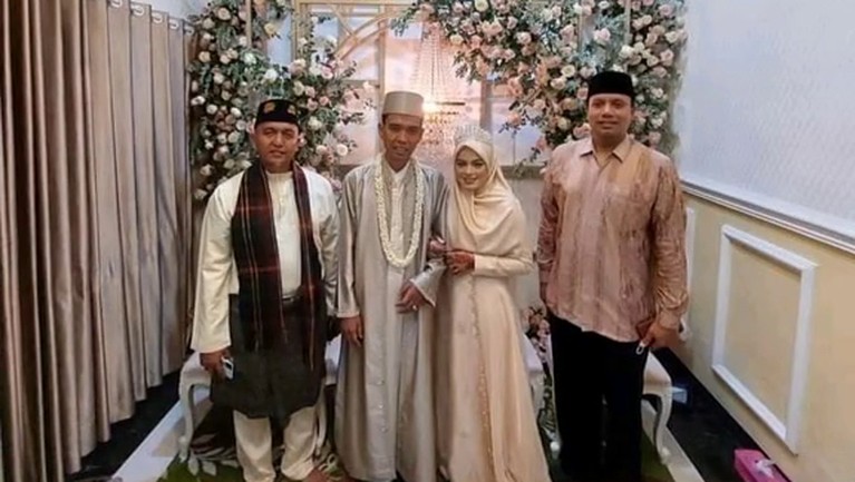 Ustaz Abdul Somad menikah Ustaz Abdul Somad menikah