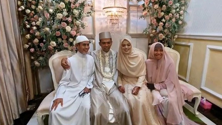 Ustaz Abdul Somad menikah Ustaz Abdul Somad menikah