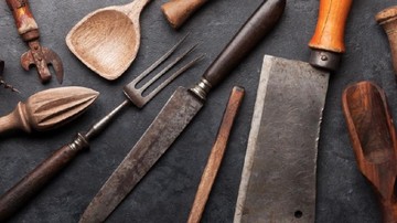 MEMBERSIHKAN KARAT DENGAN KENTANG HINGGA ASAM SITRAT