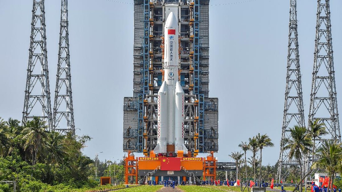 FOTO: Modul Stasiun Luar Angkasa China Meluncur ke Orbit