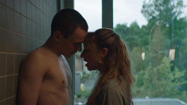 Salah satu film bertema perselingkuhan adalah An Affair, yang mengisahkan skandal antara seorang guru dan murid.