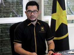 Ketum Partai Ummat Bicara Barisan Sakit Hati-Politik Dinasti Amien Rais