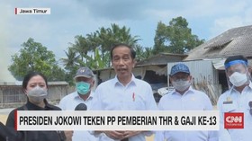 VIDEO: Jokowi Teken PP Penetapan Pemberian THR & Gaji 13