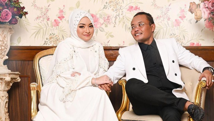 Akhirnya Nathalie Holscher Pulang ke Rumah, Peluk Mesra Sule Saat Buka Puasa