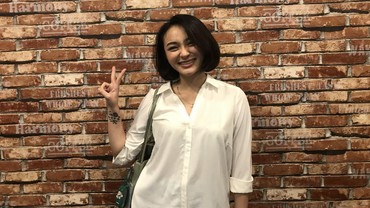 img-title Akhirnya Selesai, Revina VT Minta Maaf dan Damai dengan Dedy Susanto