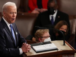 Biden Telepon Mahmoud Abbas, Minta Hamas Setop Serangan Roket ke Israel