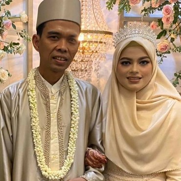 Mahar Fantastis Ustaz Abdul Somad hingga Agama Pacar Agnez Mo