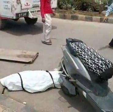 Viral Jenazah Korban Covid-19 Terlempar ke Jalan Gegara Ambulans Ngebut