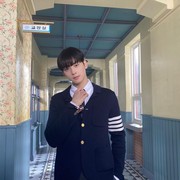 Karismatik Banget! 5 Idol K-Pop Ini Dinilai Punya Aura Layaknya 'Presiden Mahasiswa', Ada Favoritmu?