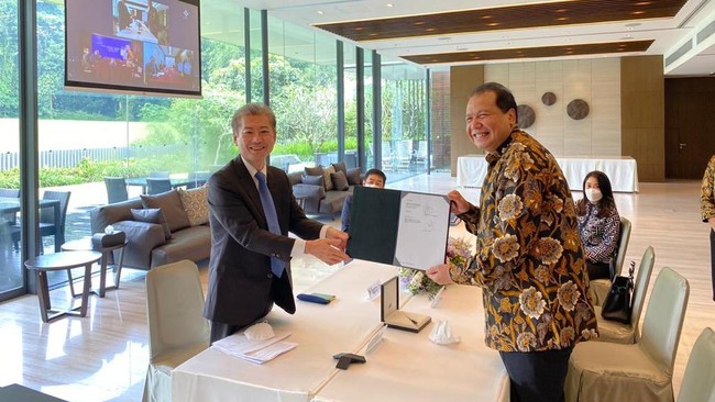 Mitsui & Co., Ltd memborong obligasi yang diterbitkan oleh PT CT Corpora sebesar 100 miliar yen atau setara dengan Rp13,2 triliun.