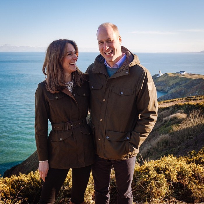Di usia pernikahannya yang sudah menginjak 10 tahun, hubungan mereka lekat dengan kesan harmonis. (foto: instagram.com/kensingtonroyal)