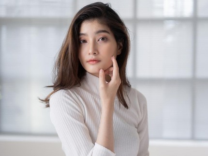 Inspirasi Make Up Lebaran yang Bikin Wajah Bunda Terlihat Fresh