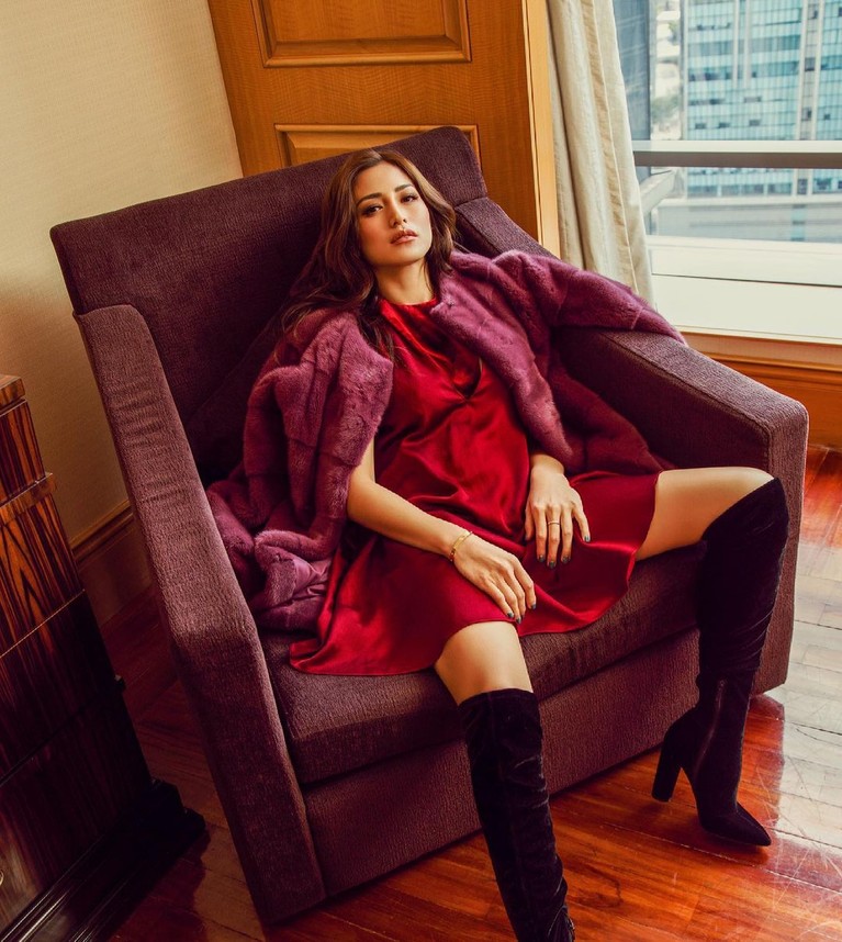 Jessica Iskandar Jedar sering mengunggah foto seksi di akun Instagram nya, namun kali ini ia mendapat hujatan lantaran sedang bulan puasa. Yuk kita lihat potret wanita seksi ini!