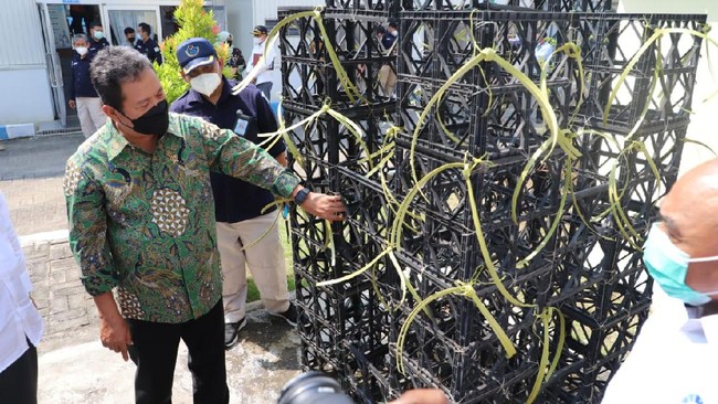 Menteri Kelautan dan Perikanan, Sakti Wahyu Trenggono mendukung penuh inovasi alat tangkap ikan ramah lingkungan untuk digunakan nelayan di Indonesia.