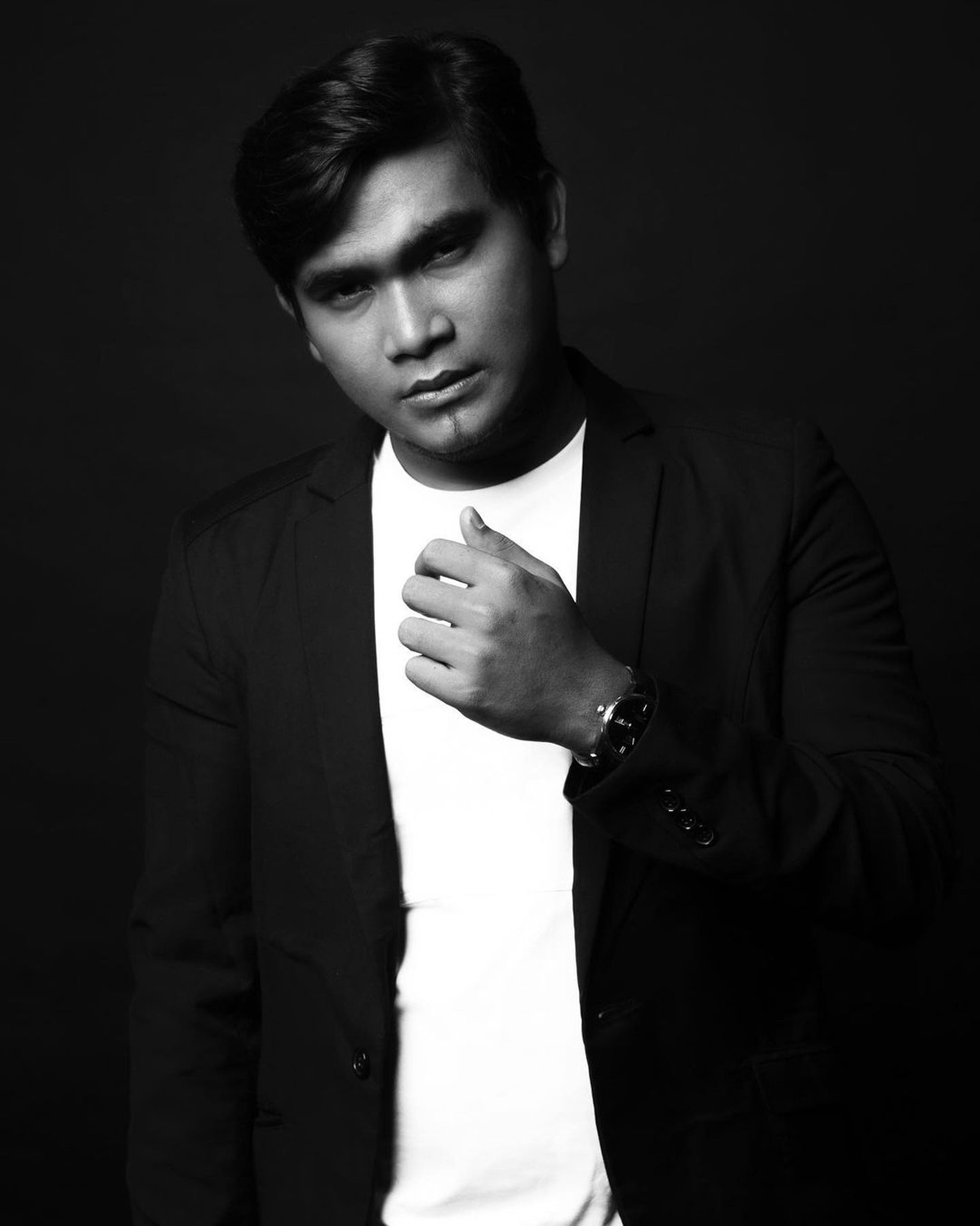 Maell Lee melaporkan unggahan Instagram milik pasangan Ibnu Jamil dan Ririn Ekawati&period; Yuk kita lihat sosok Maell Lee&excl;