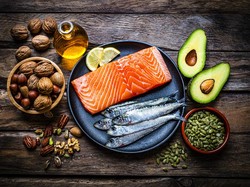 Perbedaan Asam Lemak Omega 3, 6, dan 9 yang Sama Pentingnya untuk Tubuh