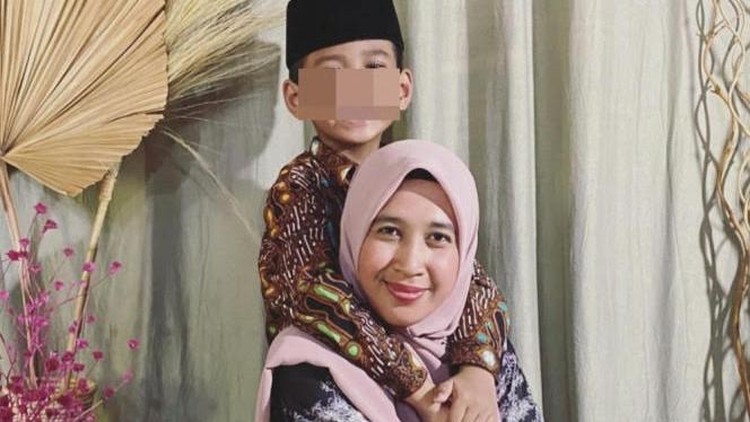 Mellya Juniarti.