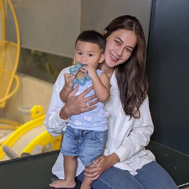 Paula Verhoeven Panik Jari Kiano Tiger Wong Kejepit Pintu dan Berdarah