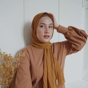 5 Model Pashmina untuk Wajah Bulat, Cantik di Hari Raya