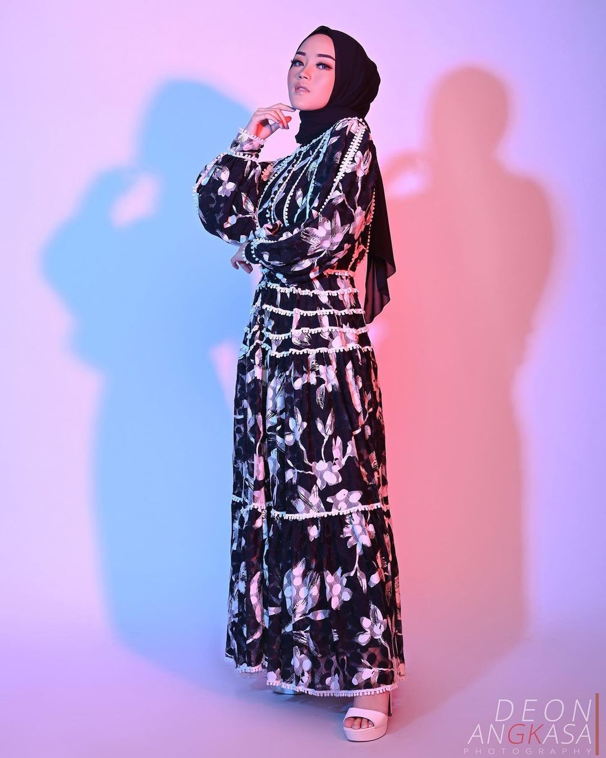 Setelah Nathalie Holscher kembali ke rumah Sule&period; Putri Sule&comma; Putri Delina dikabarkan telah meninggalkan kediaman Sule&period; Yuk kita intip  potret Putri Delina&excl;