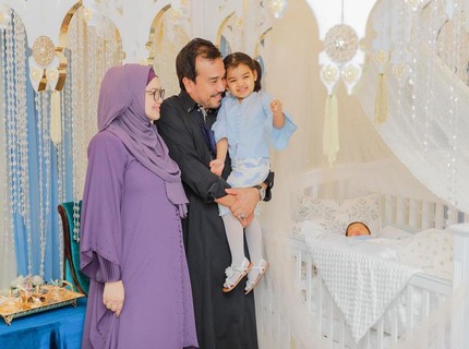 7 Potret Akikah Anak Kedua Siti Nurhaliza, Sederhana Namun Penuh Makna