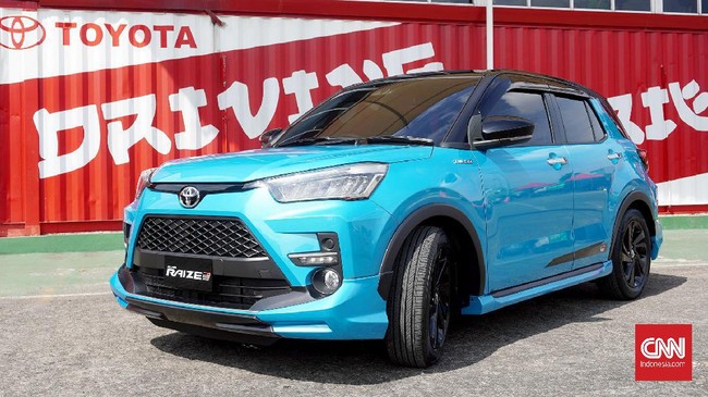 Raize jadi amunisi baru Toyota bakal menggempur pasar mobil pada segmen Sport Utility Vehicle (SUV) ringkas lima penumpang.