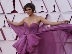 Gaya Rambut Disebut Mirip Tokoh Kartun, Ini Jawaban Santai Halle Berry
