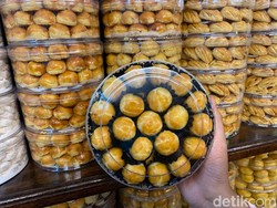 Adu Rasa 3 Kue Nastar Curah di Pasar Mayestik, Mana yang Enak?