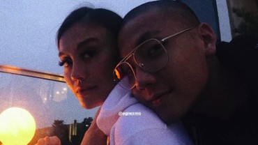 img-title Akhirnya, Agnez Mo Akui Pacaran dengan Adam Rosyadi