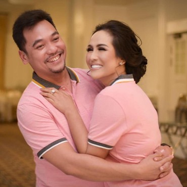 Kabar Duka, Mantan Suami Ratu Meta Meninggal Dunia