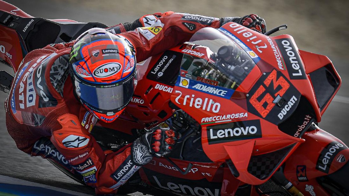 FOTO: Bagnaia Tercepat, Rossi Melempem di FP2 MotoGP Spanyol