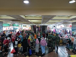 Warga Kepung Tanah Abang, Wagub DKI Ingatkan Tsunami COVID di India