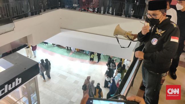 Temukan Ketidaktaatan Prokes, Walkot Makassar Ancam Tutup Mal Wali Kota Makassar menyatakan pada awal pekan nanti akan memanggil pengelola mal dan tenan di dalamnya terkait ketidakpatuhan penegakan prokes pencegahan Covid.