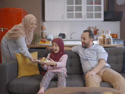 Penuhi Vitamin Anak Saat Puasa, Pilih Makanan Mengenyangkan Bun