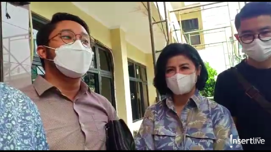 Desiree Tarigan Diperiksa Polisi atas Laporan Ibunya pada Hotma Desiree Tarigan Diperiksa Polisi atas Laporan Ibunya pada Hotma