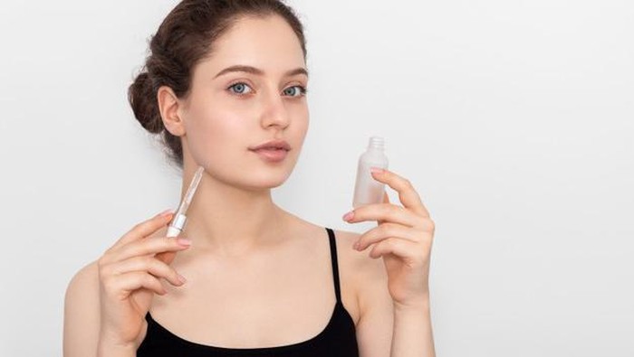 Vitamin C Dicampur Niacinamide, Boleh atau Enggak?