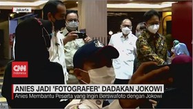 VIDEO: Saat Anies Jadi 'Fotografer' Dadakan Jokowi