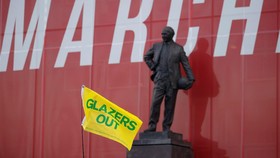Keluarga Glazers: Penjual Jam Tangan Hingga Beli Man Utd