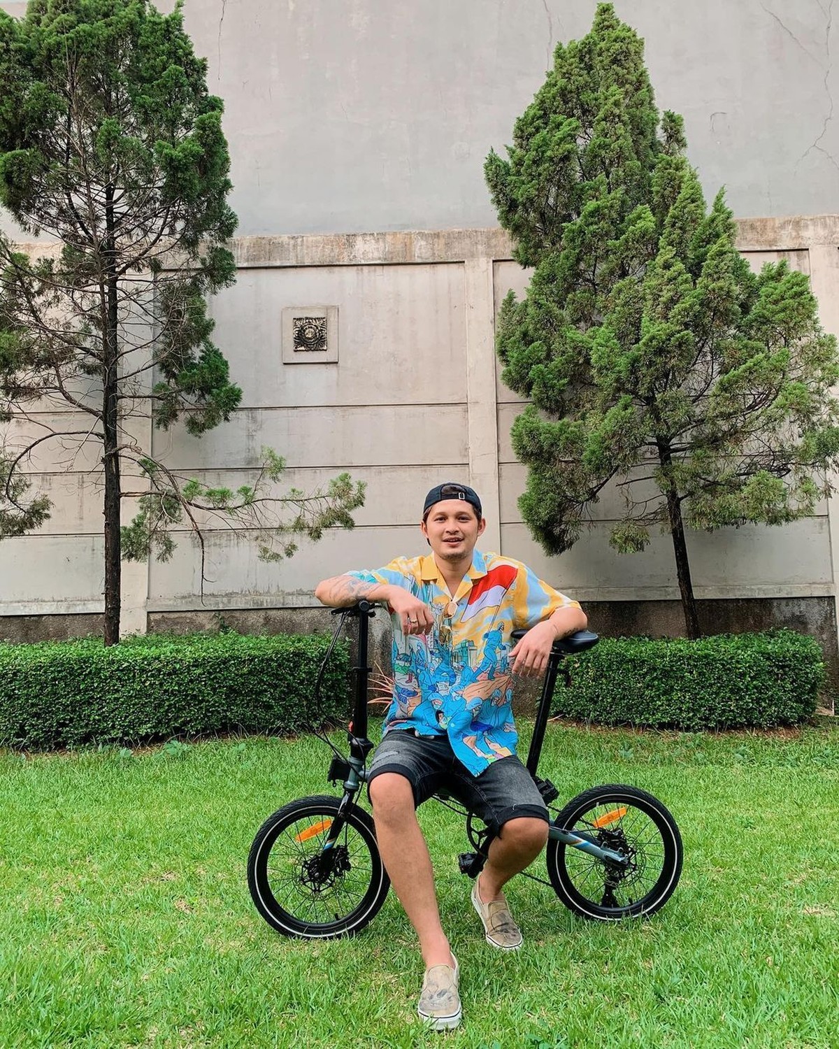 Syamsir Alam bergabung kedalam tim sepak bola RANS Cilegon FC milik Raffi Ahmad&period; Yuk kita intip ketampanan pesepakbola satu ini&excl;