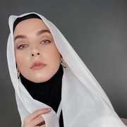 6 Cushion Anti Luntur yang Aman Temani Silaturahmi Seharian